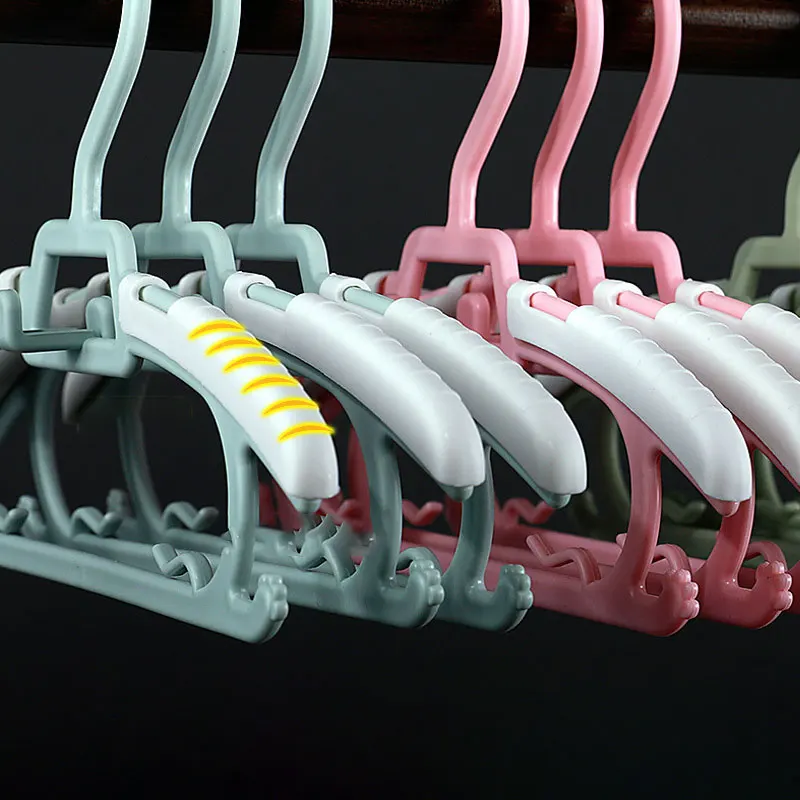 Baby Clothes Hanger Telescopic - Baby Clothing Display recensione e prezzo