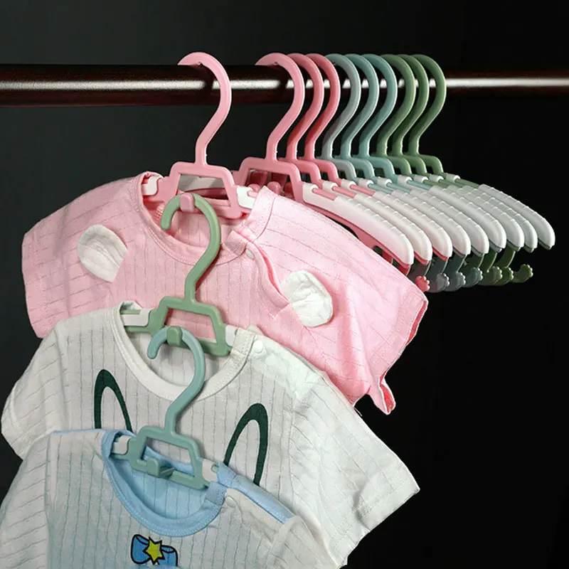 Baby Clothes Hanger Telescopic - Baby Clothing Display recensione e prezzo
