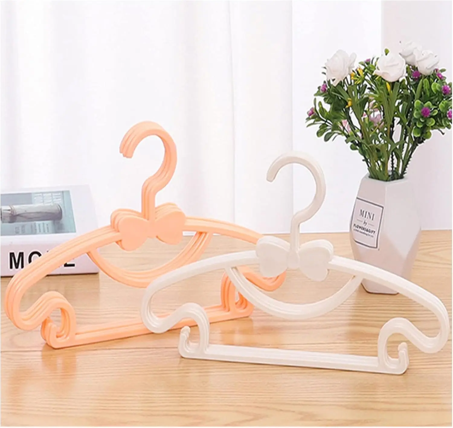 Baby Clothes Racks Plastic Tow - Baby Clothing Display recensione e prezzo